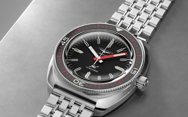 如何清潔浪琴不銹鋼表帶上的污漬？