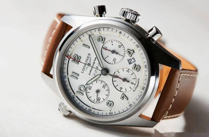 浪琴手表總是走快了怎么調(diào)整？（圖）